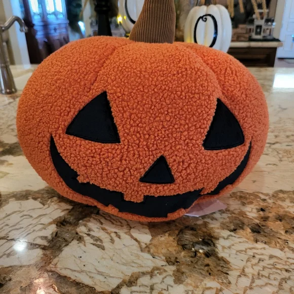 Sherpa Jack O Lantern Plush Pumpkin Pillow Halloween Decor NEW NWT - Picture 6 of 16